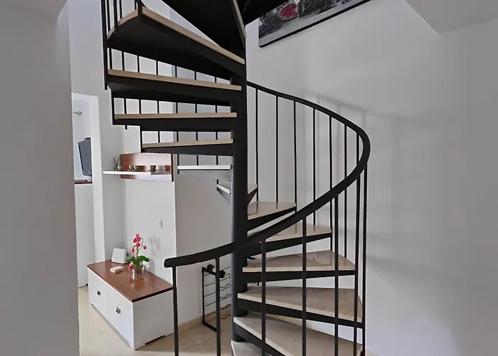 Atico Duplex Lore